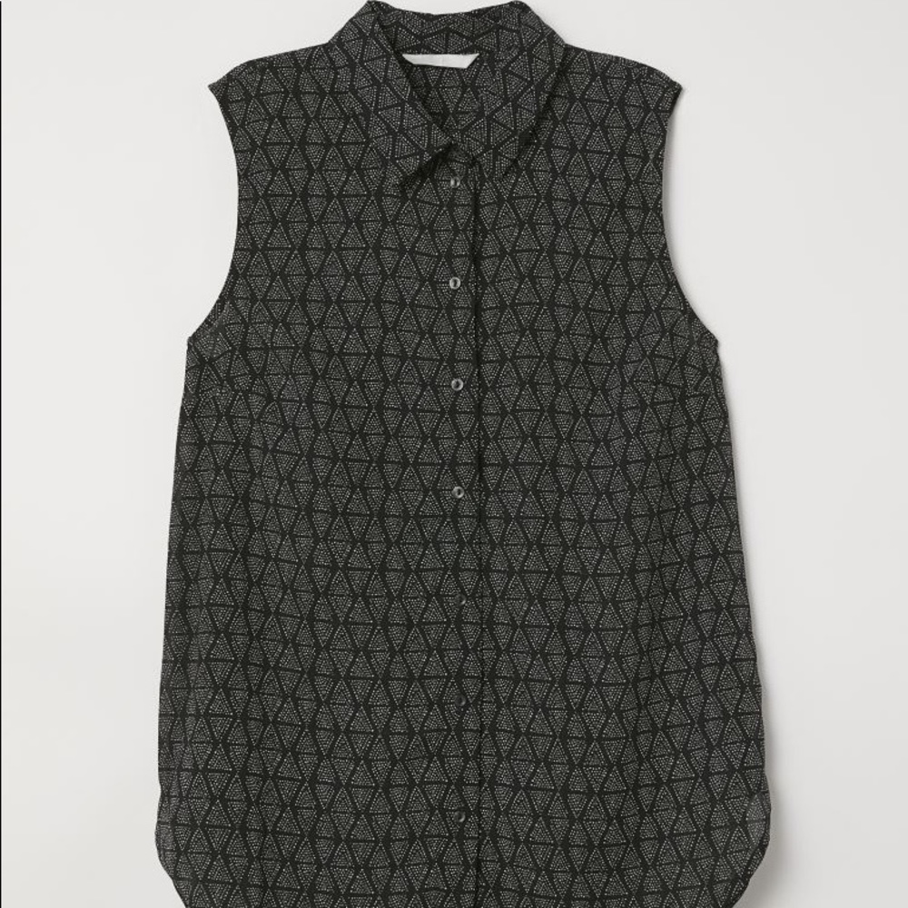 Sleeveless blouse